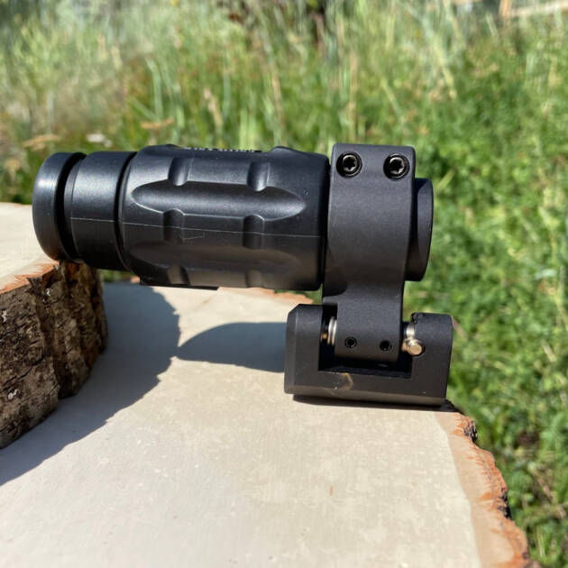 Aimpoint 3x Magnifier w / Larue LT 649 Q.D. Mount