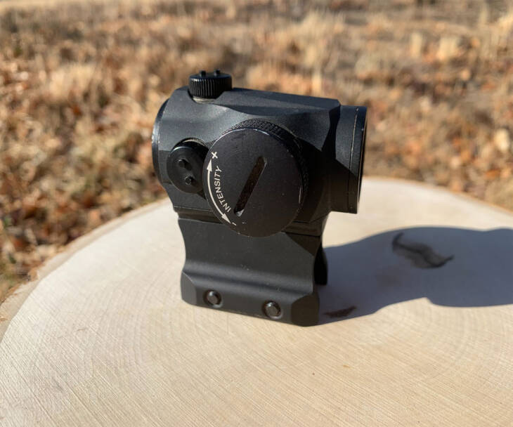 Aimpoint-Micro-T-1-and-Daniel-Defense-Mount