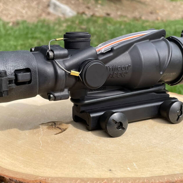 Trijicon ACOG 4x32 USMC TA31RCO-M4CP - Like New