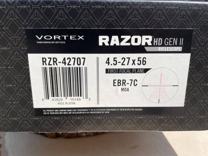 Vortex Razor HD Gen II 4.5-27x56 MOA box