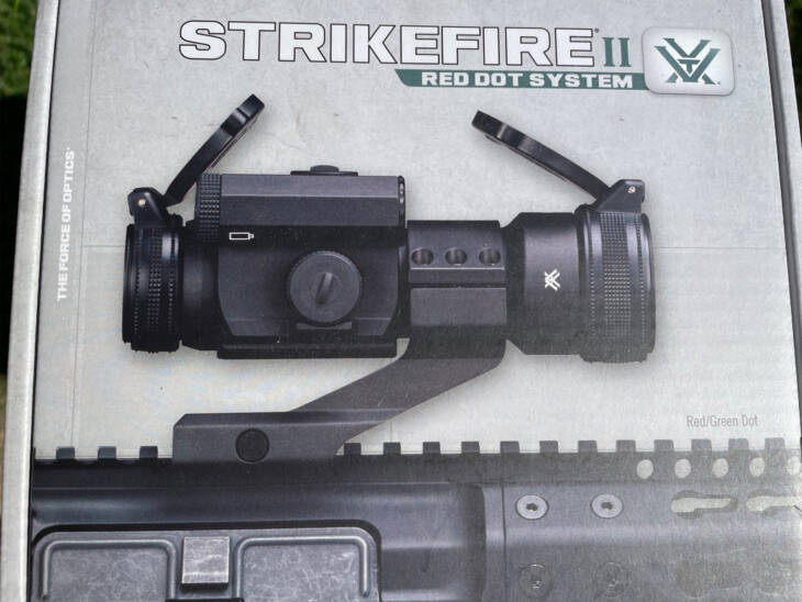 Vortex Strikefire II Red / Green Dot box