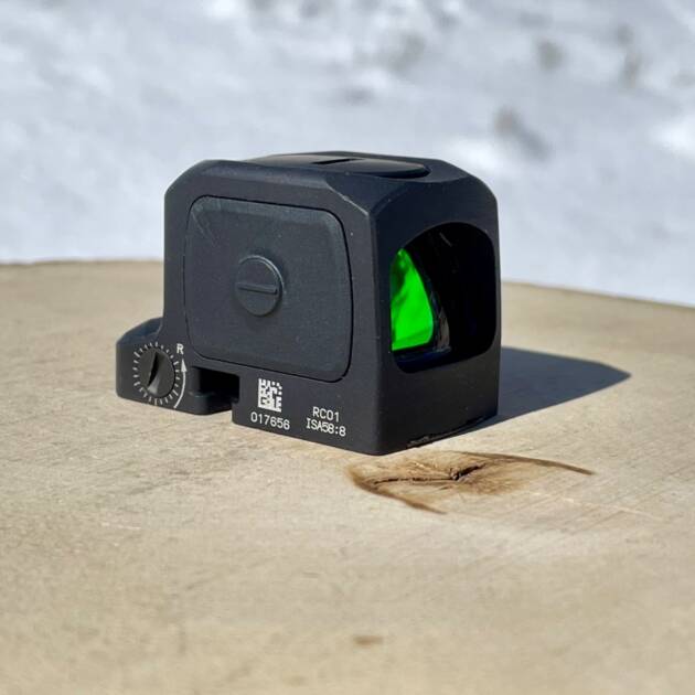 Trijicon RCR Enclosed Red Dot - Lightly Used